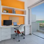 Uc Hall Aparthotel