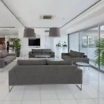 Uc Hall Aparthotel Aglantzia