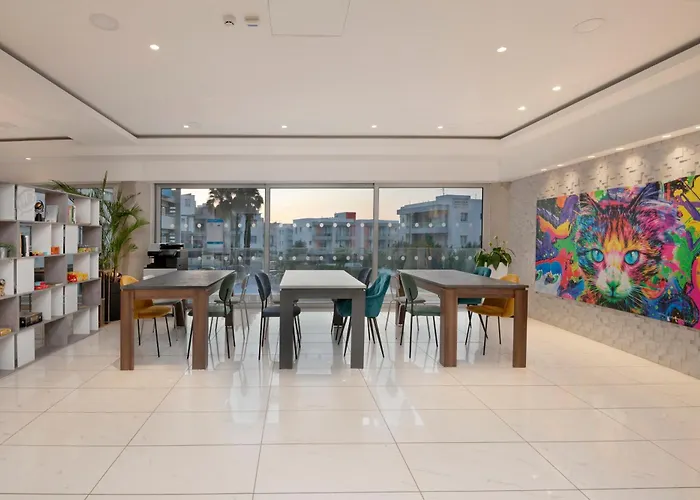 アパートホテル Uc Hall 3*